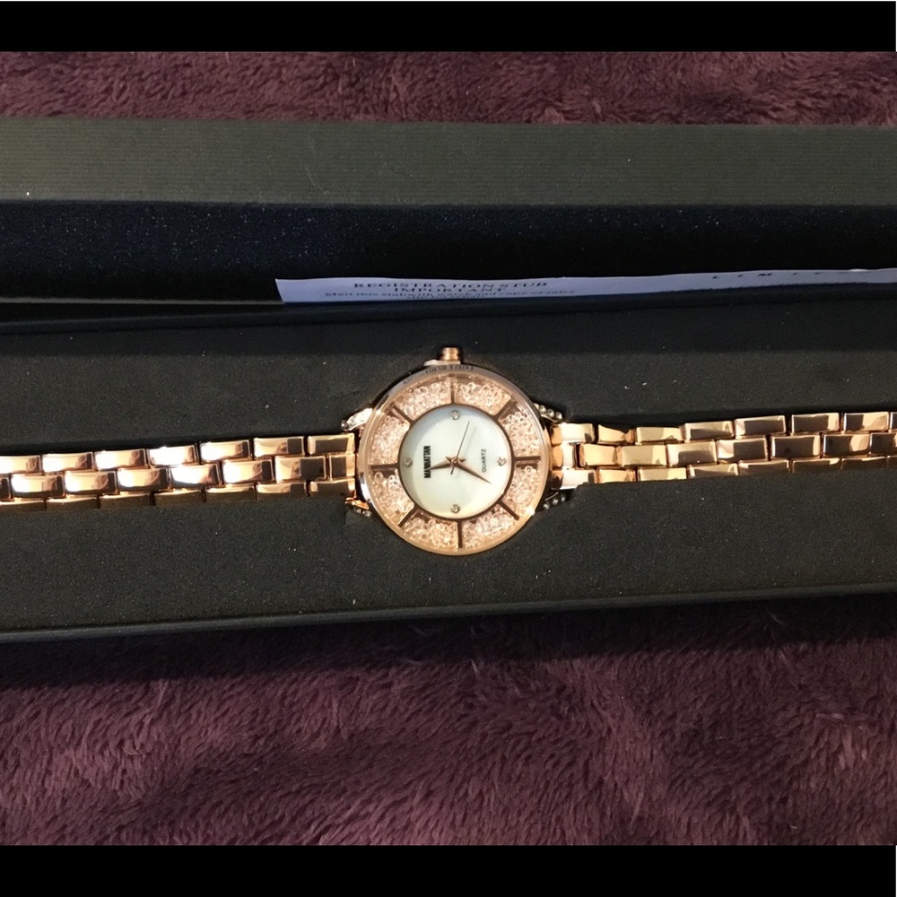 NWT Croton “Manhattan” Rose Gold Panther Link Watch, 7 1/2”